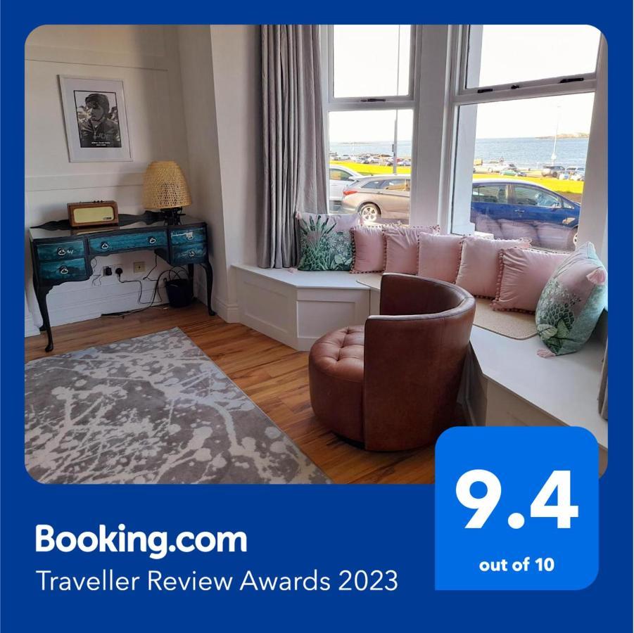 Stunning 3 Bed Seafront Mansion Building Sleeps 6 Adults Or 8 With Kids Apartment Portrush Exterior photo